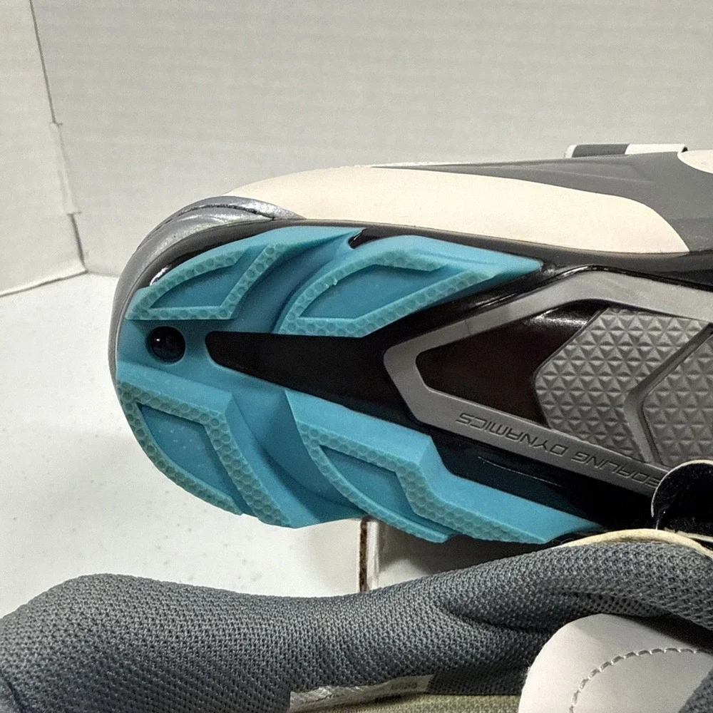 shimano dynalast cycling shoe WM53W/ Sz 7.2 Or EU Sz 39 NEW Without Box